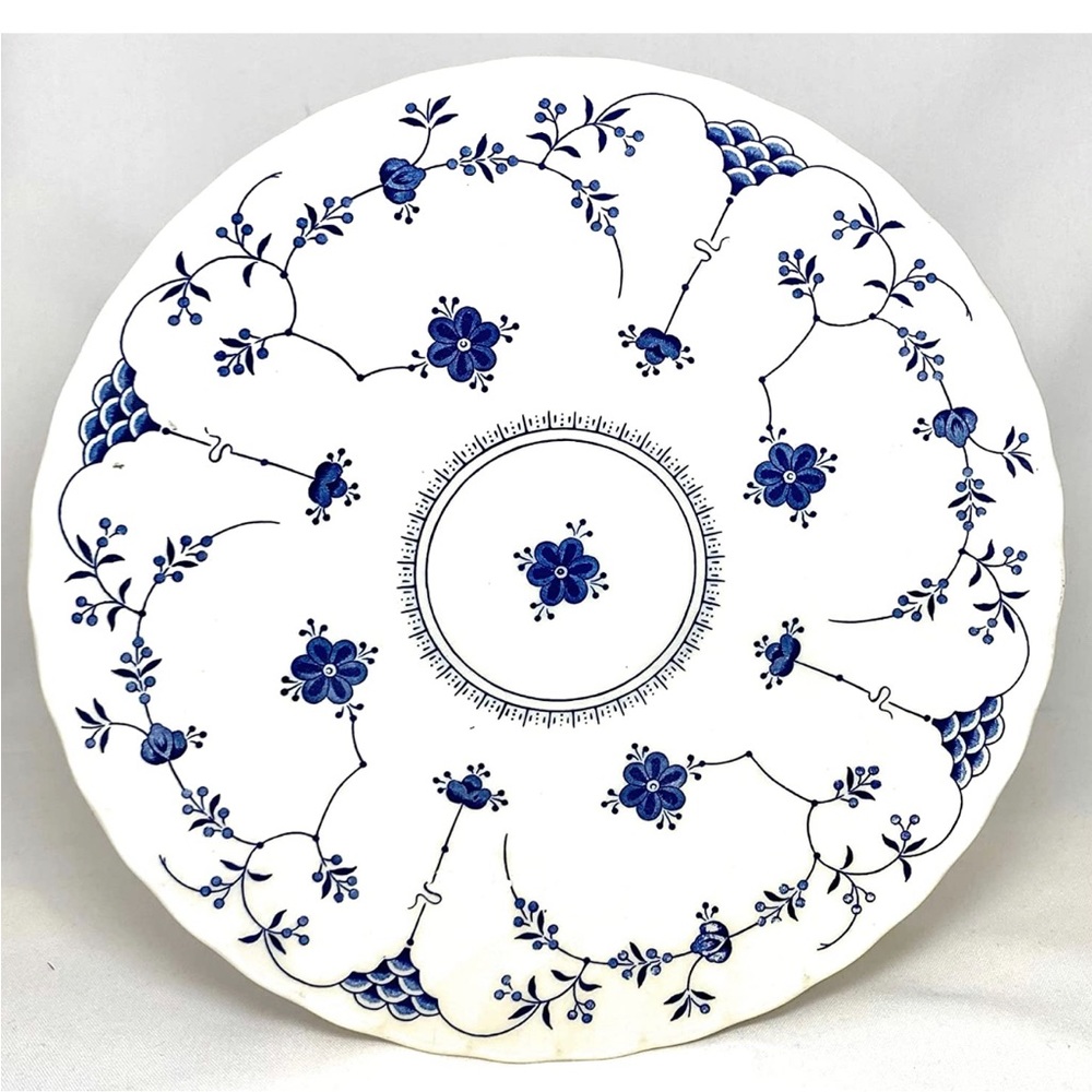 Churchill Brook Finlandia 10inch Dinner Plates